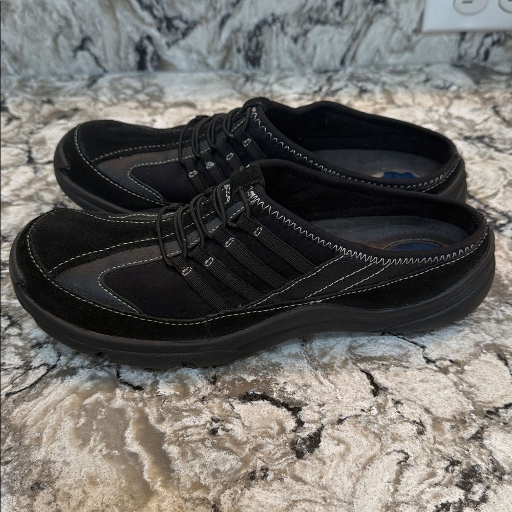 Dr Scholl’s Serenity Natural Sport Clogs Women’s Size 7.5M Slip-on design Black